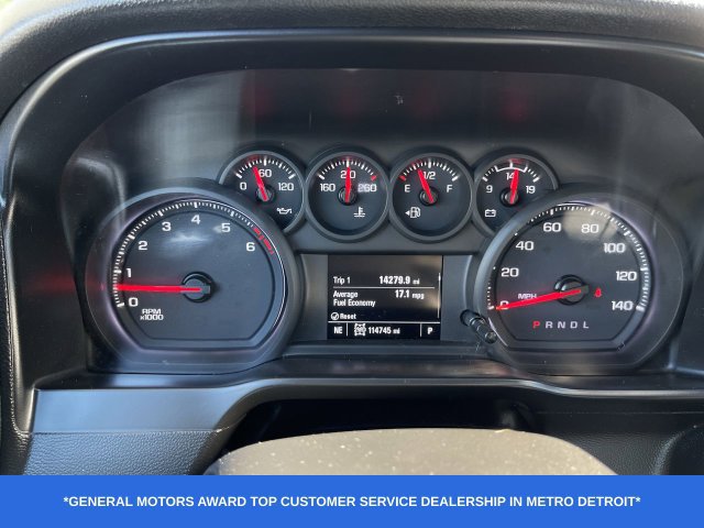 Used 2020 Chevrolet Silverado 1500 Custom w/ Custom Value Package AWD/4WD image 13