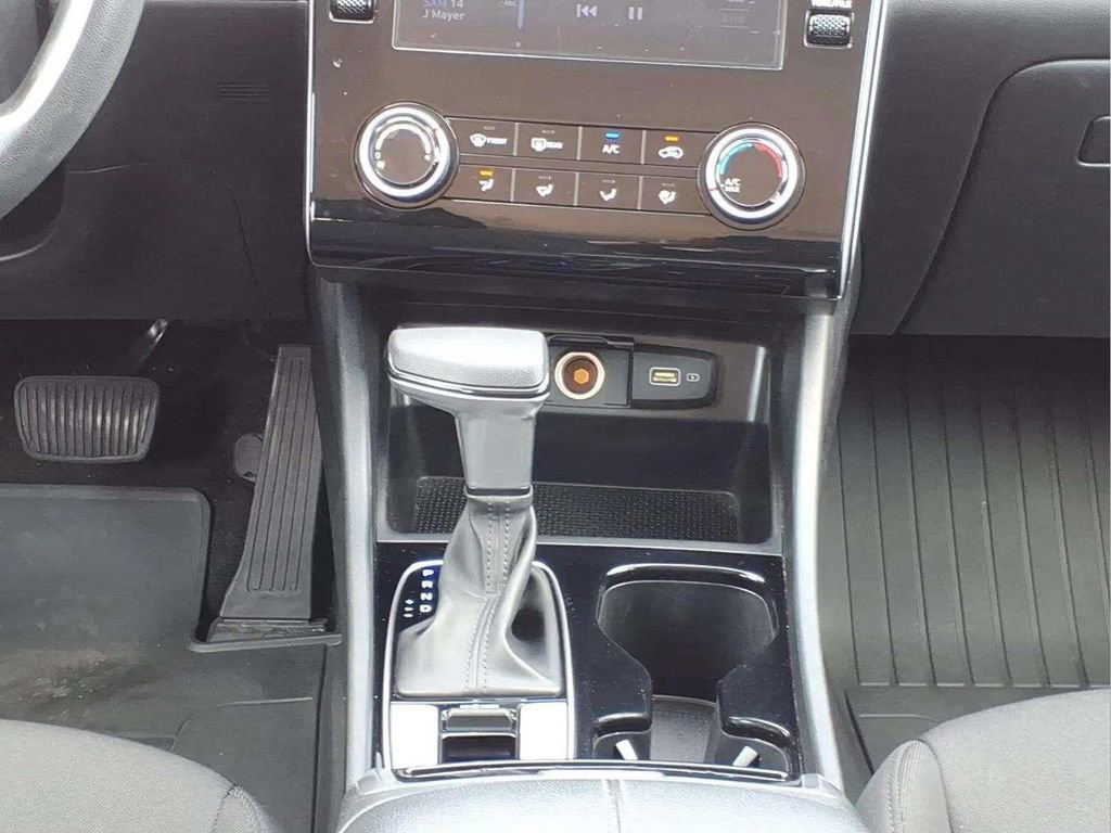 Used 2022 Hyundai Tucson SEL FWD image 13