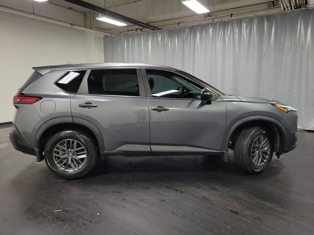 Used 2021 Nissan Rogue S image 9