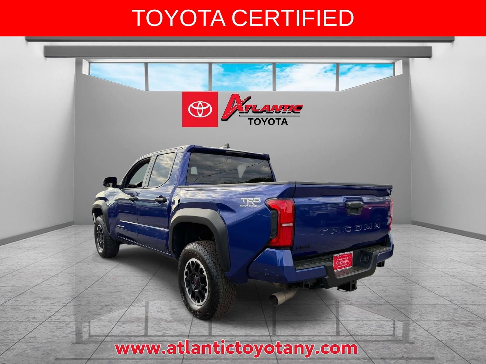 Certified 2024 Toyota Tacoma TRD Off-Road AWD/4WD image 6