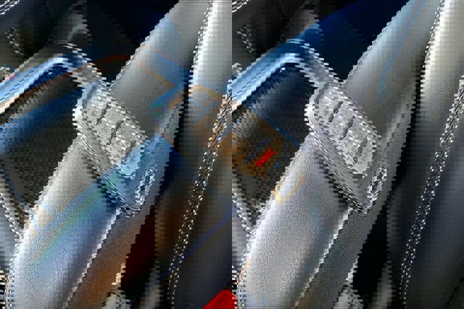 Used 2023 Chrysler Pacifica Touring-L FWD image 15