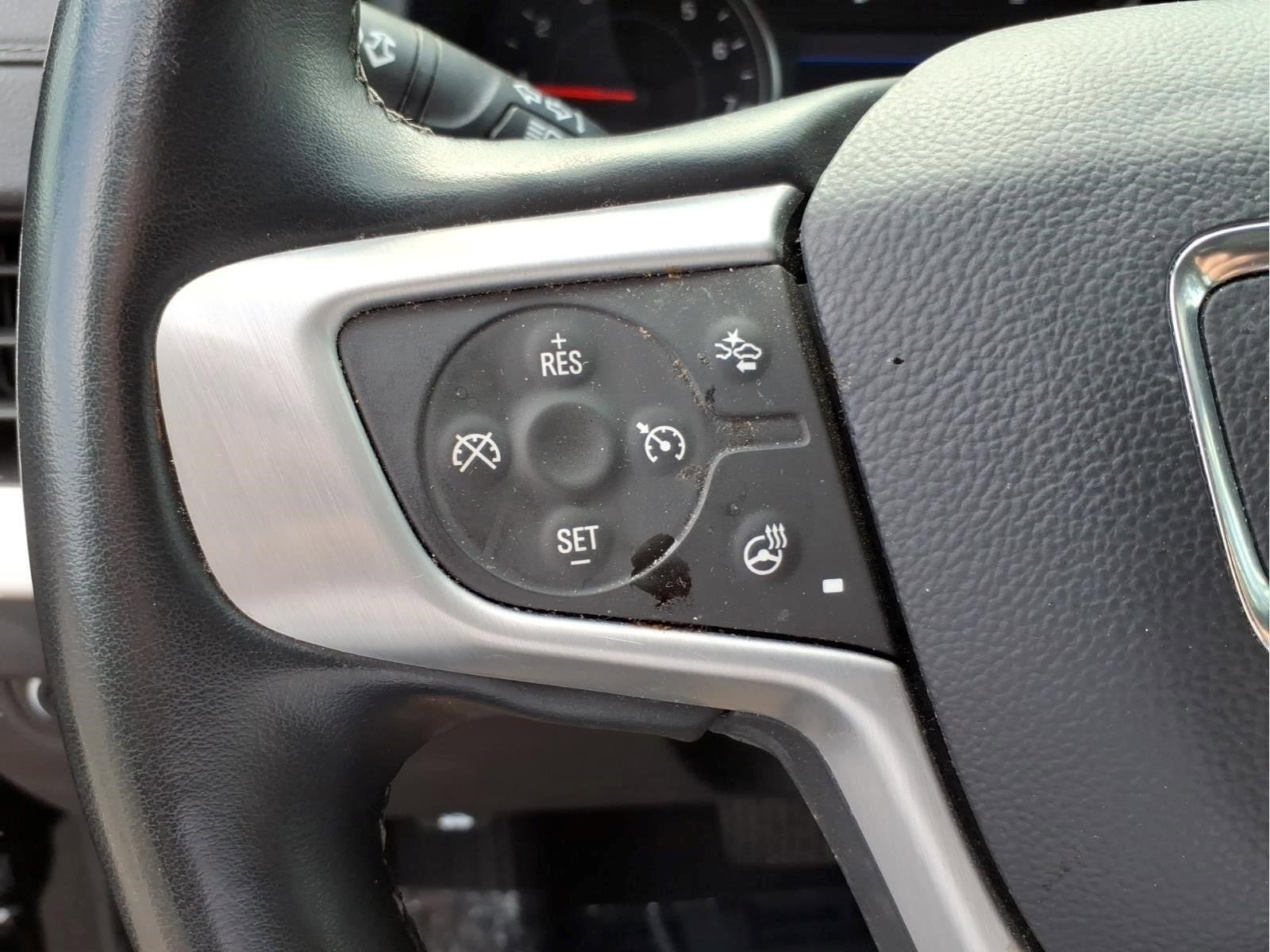 Used 2024 GMC Terrain SLT AWD/4WD image 20