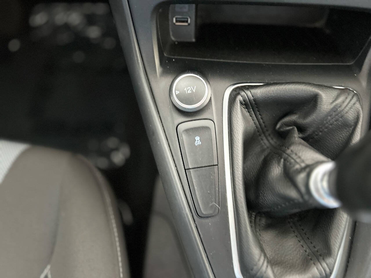 Used 2017 Ford Focus ST FWD image 77