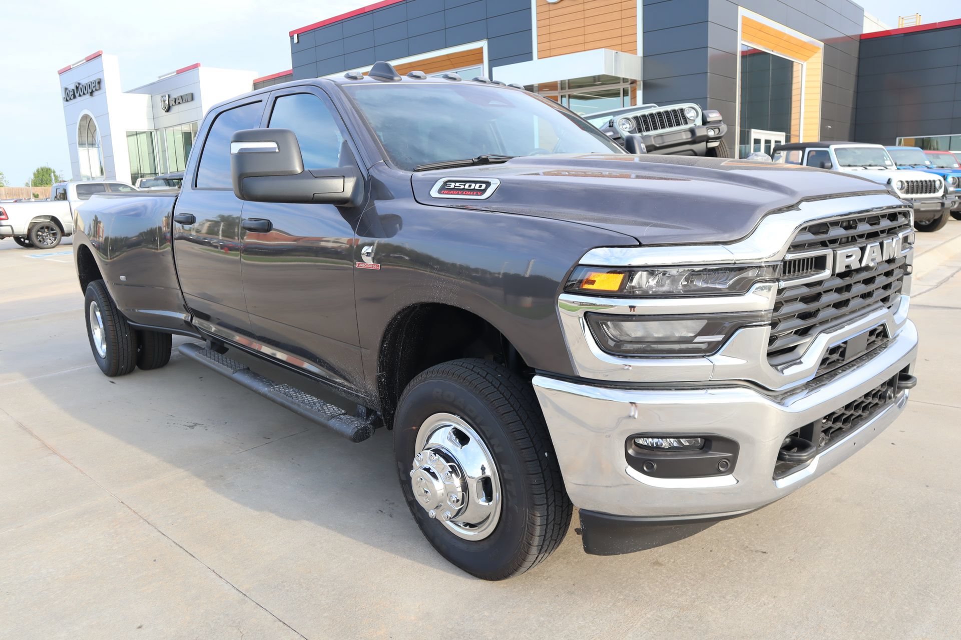 New 2026 RAM 3500 Tradesman AWD/4WD 360° Tour