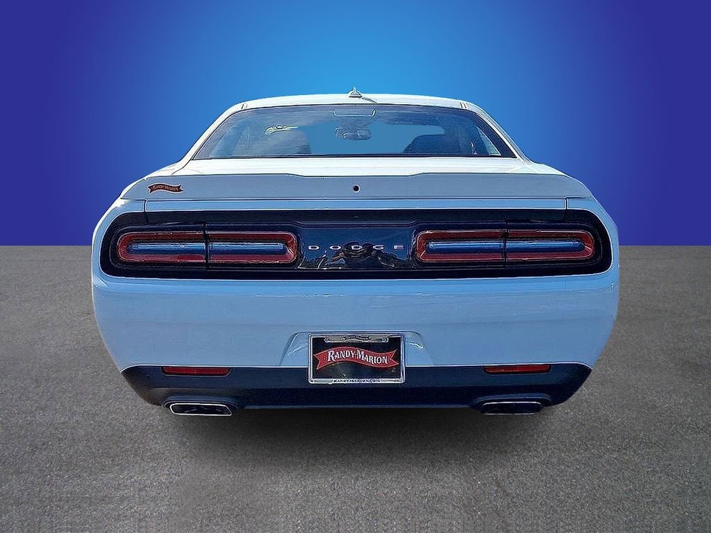 Used 2022 Dodge Challenger R/T w/ Plus Package image 5