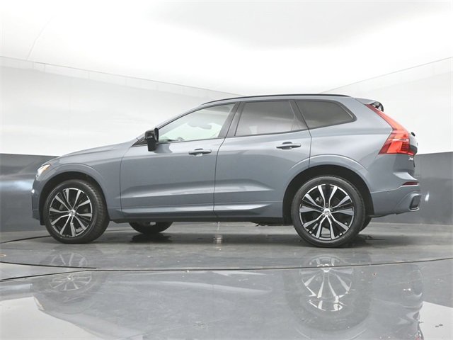 Used 2023 Volvo XC60 B5 Ultimate w/ Climate Package image 42