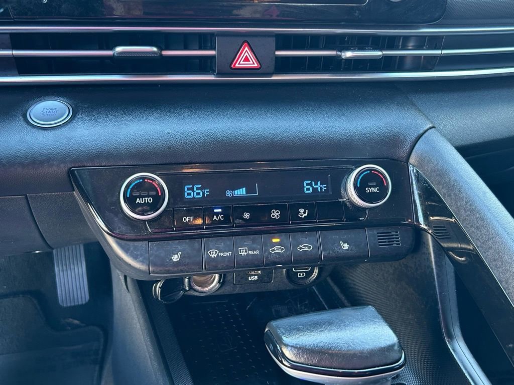Used 2022 Hyundai Elantra SEL w/ Convenience Package image 24