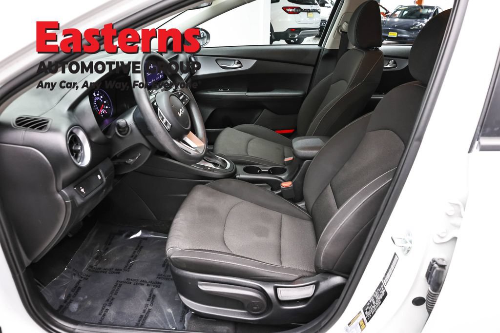 Used 2023 Kia Forte LXS FWD image 13