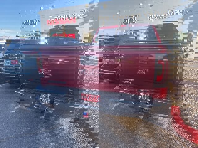 Used 2018 GMC Sierra 1500 SLT AWD/4WD image 8