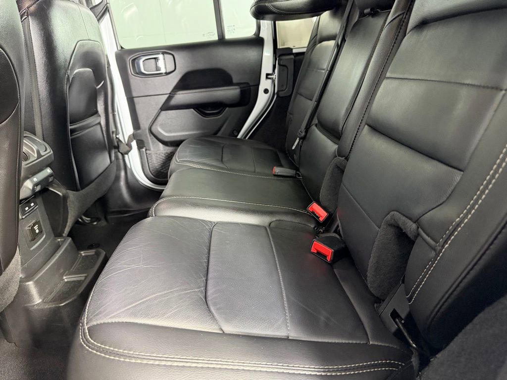 Used 2022 Jeep Wrangler Unlimited Sahara w/ LED Lighting Group image 27