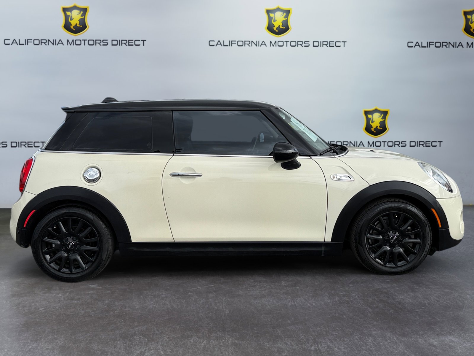 Used 2016 MINI Cooper S FWD image 6