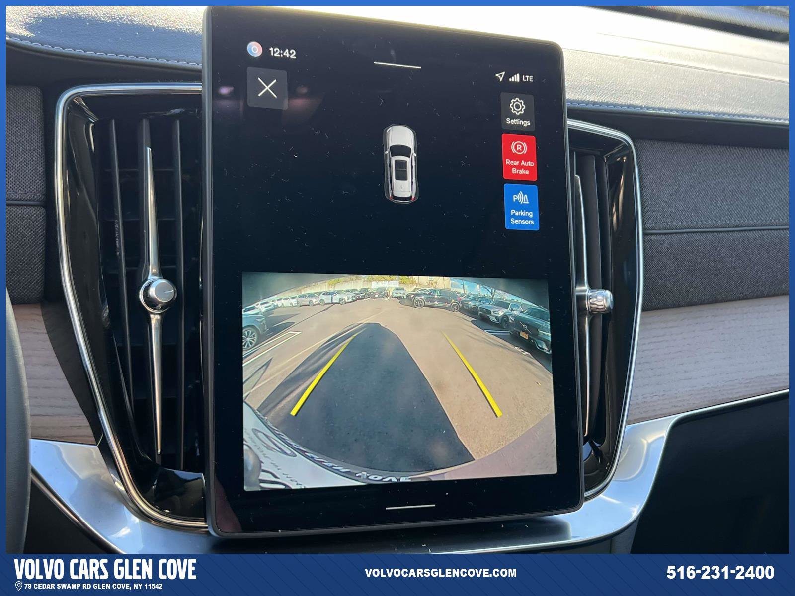 Used 2026 Volvo XC90 B5 Core w/ Protection Package image 29