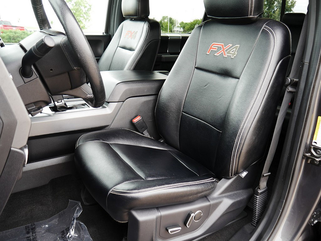 Used 2015 Ford F150 XLT w/ Equipment Group 302A Luxury AWD/4WD image 15