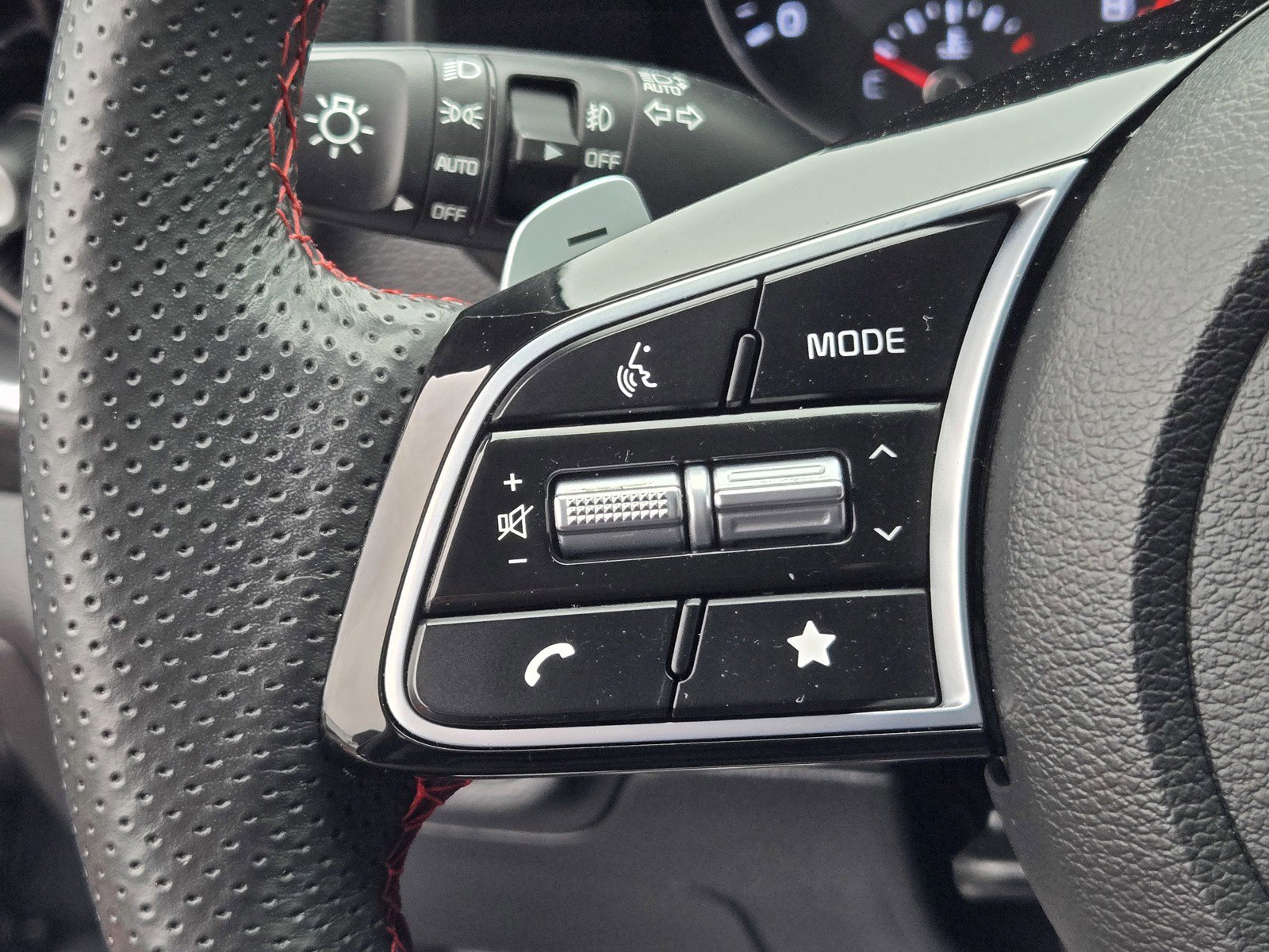 Certified 2023 Kia Forte GT w/ GT2 Package image 24