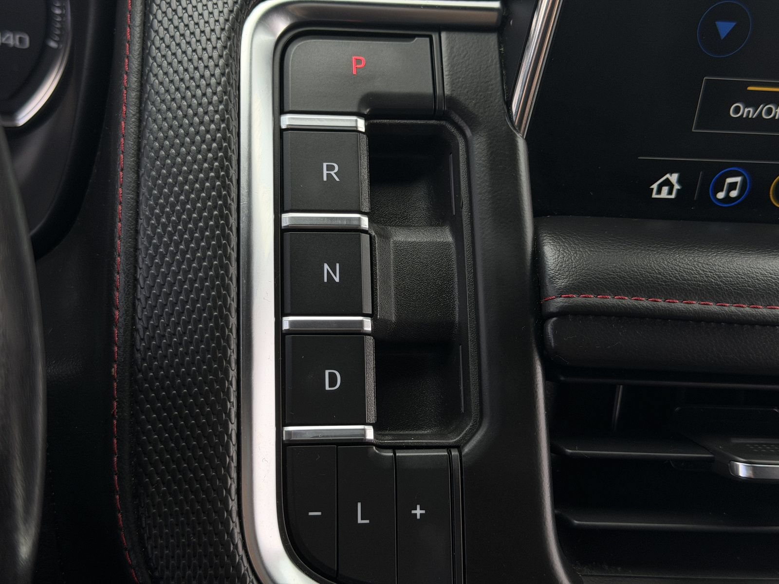 Used 2021 Chevrolet Tahoe RST RWD image 19