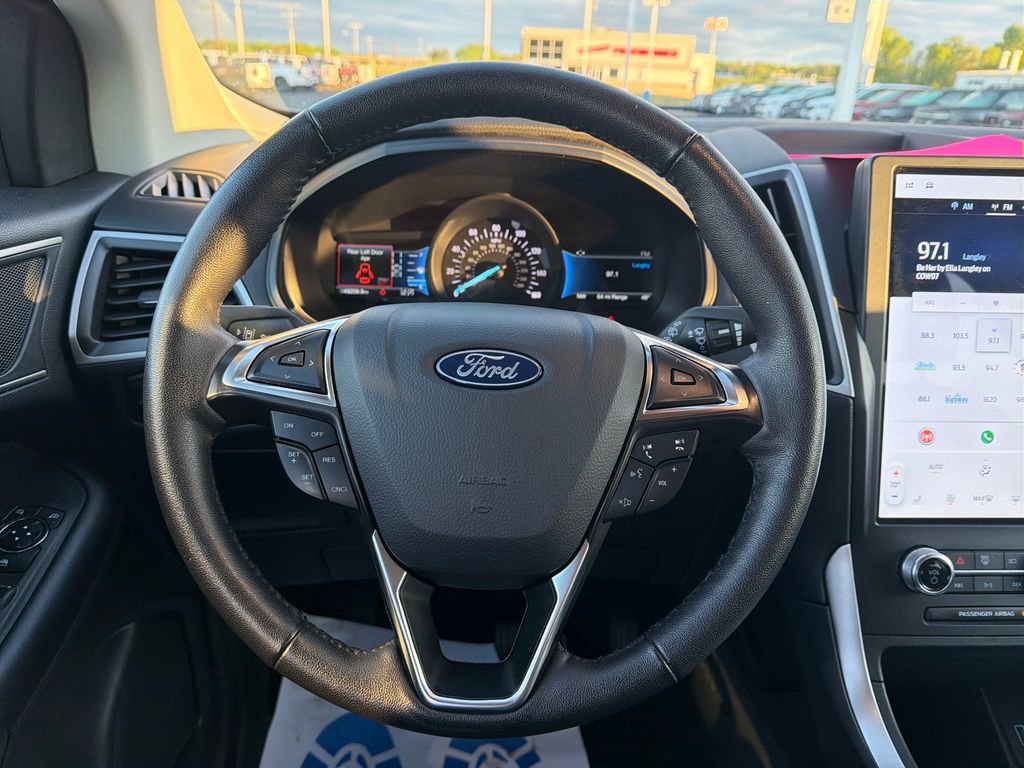 Used 2024 Ford Edge SEL AWD/4WD image 14