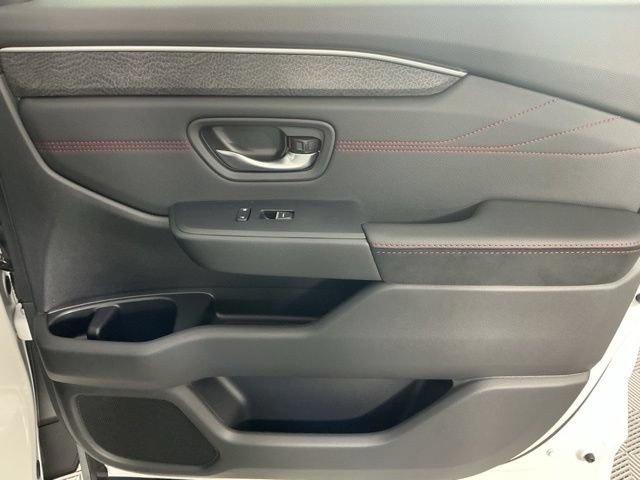 Used 2026 Honda Pilot Black Edition image 13