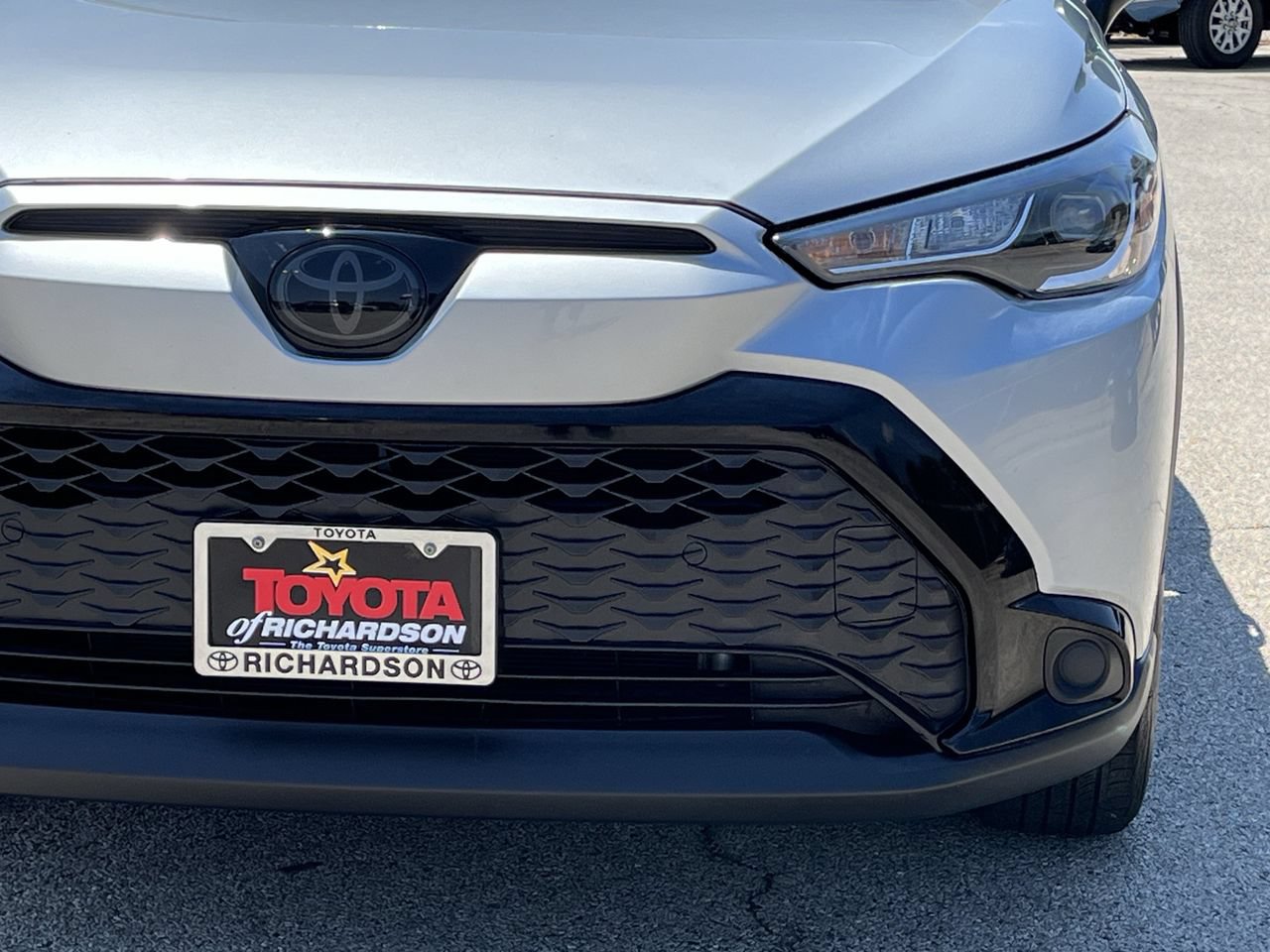 Used 2023 Toyota Corolla Cross AWD Hybrid image 8