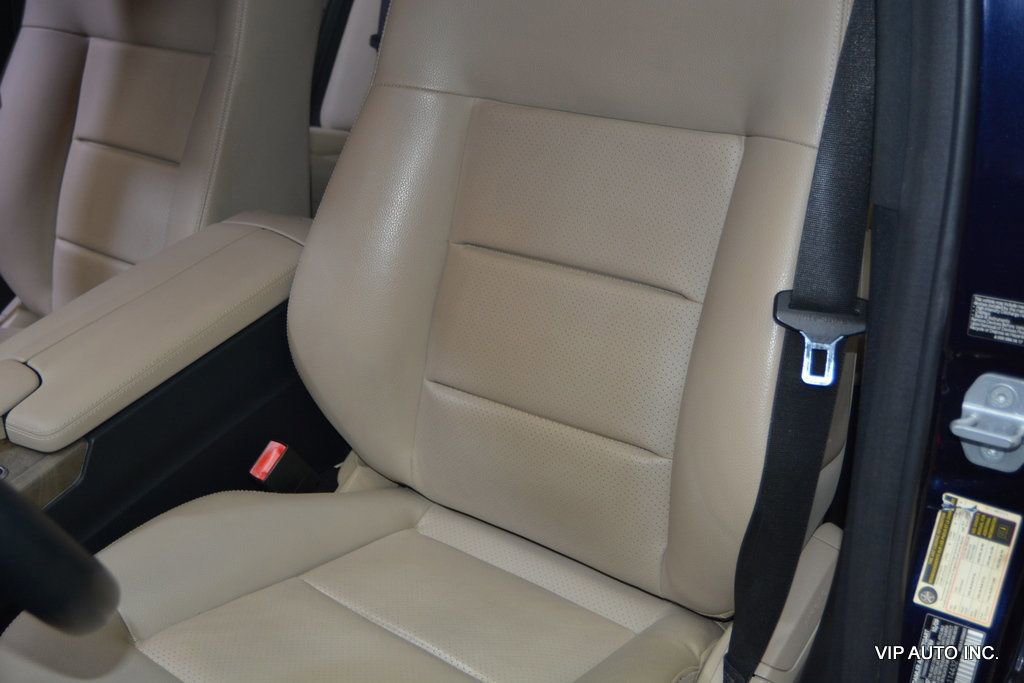 Used 2010 Mercedes-Benz E 350 4MATIC Sedan image 15