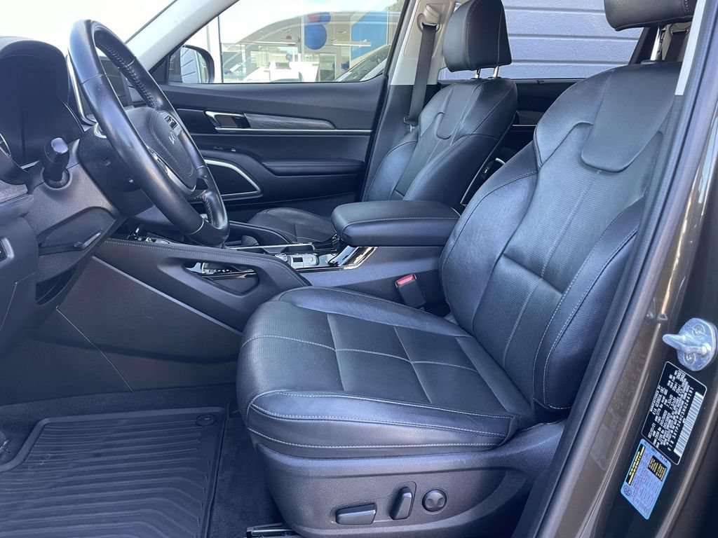 Used 2022 Kia Telluride EX w/ EX Premium Package FWD image 16