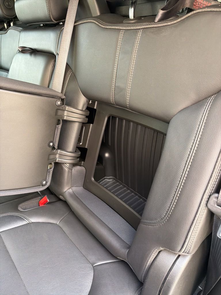 Used 2020 Chevrolet Silverado 3500 High Country image 43