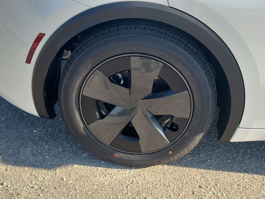 New 2026 Toyota Prius LE image 19