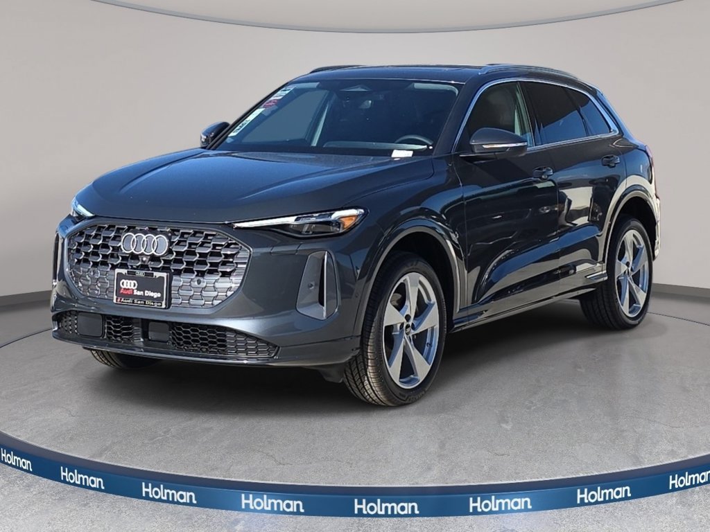 Certified 2025 Audi Q5 Premium w/ Premium Plus