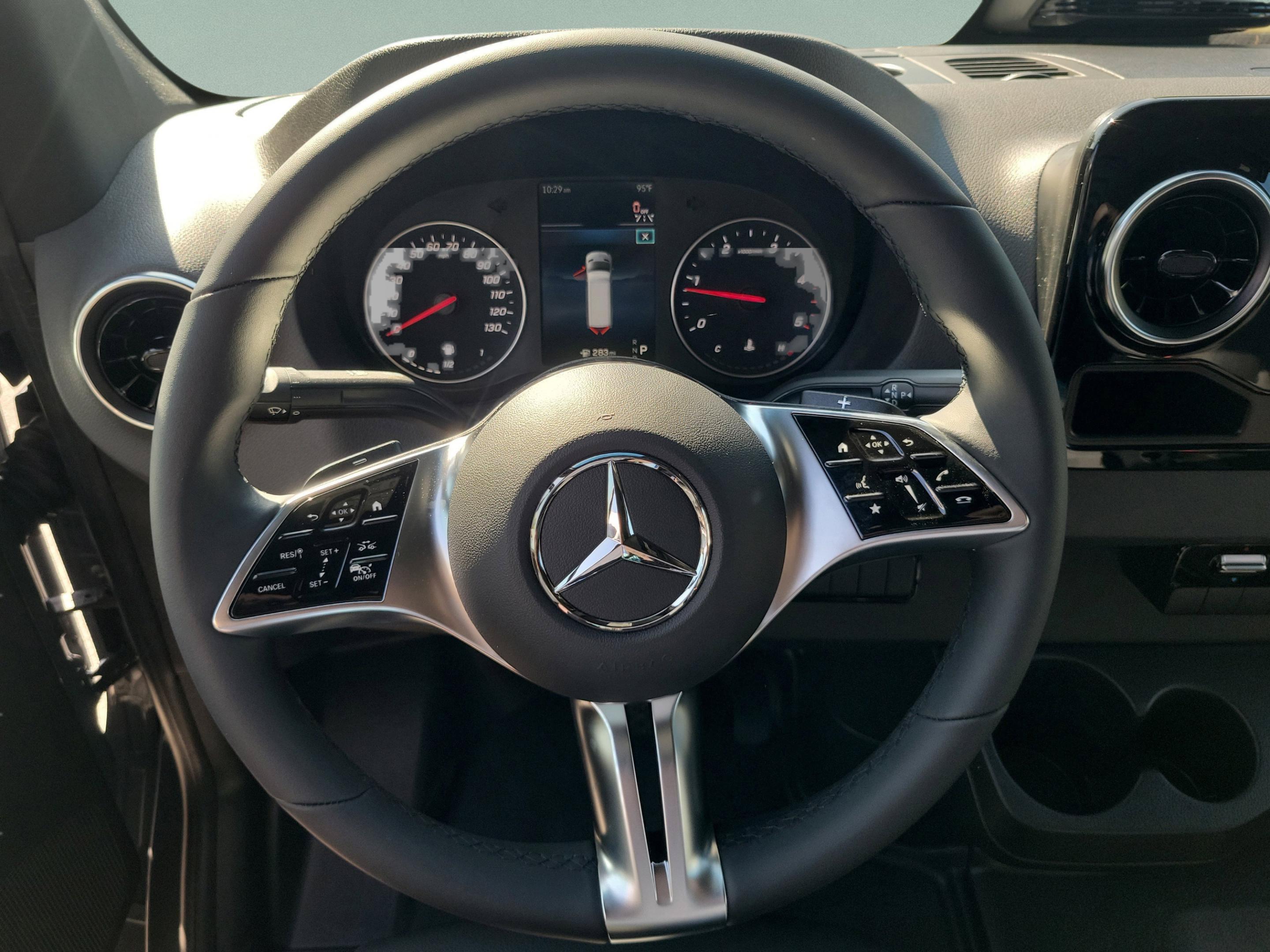 Used 2026 Mercedes-Benz Sprinter 2500 image 17