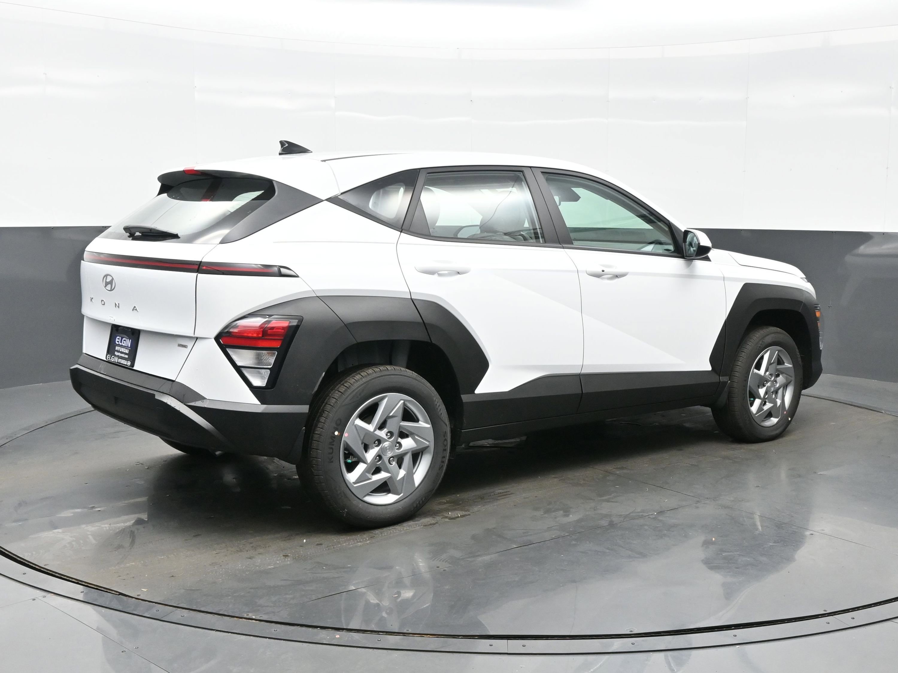 Certified 2026 Hyundai Kona SE image 6