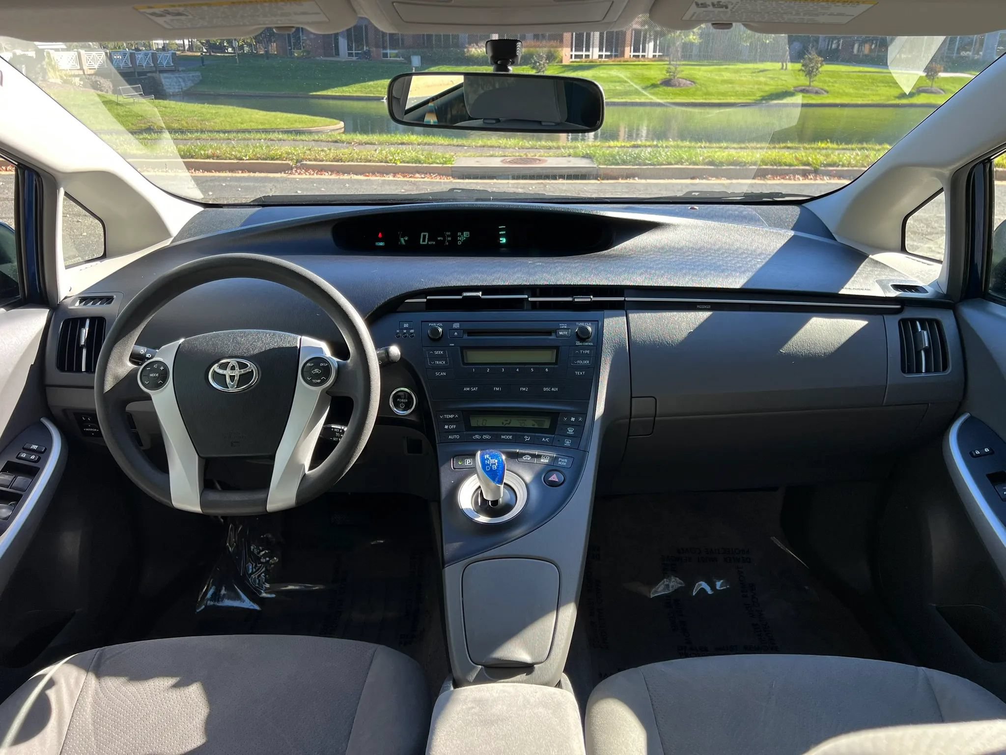 Used 2010 Toyota Prius Five FWD image 18