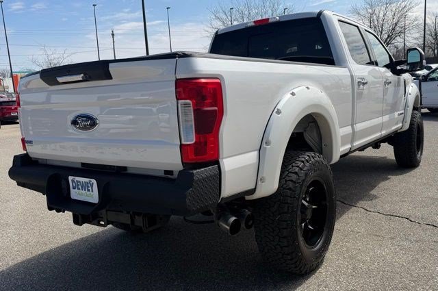 Used 2017 Ford F250 Lariat w/ Chrome Package AWD/4WD image 5