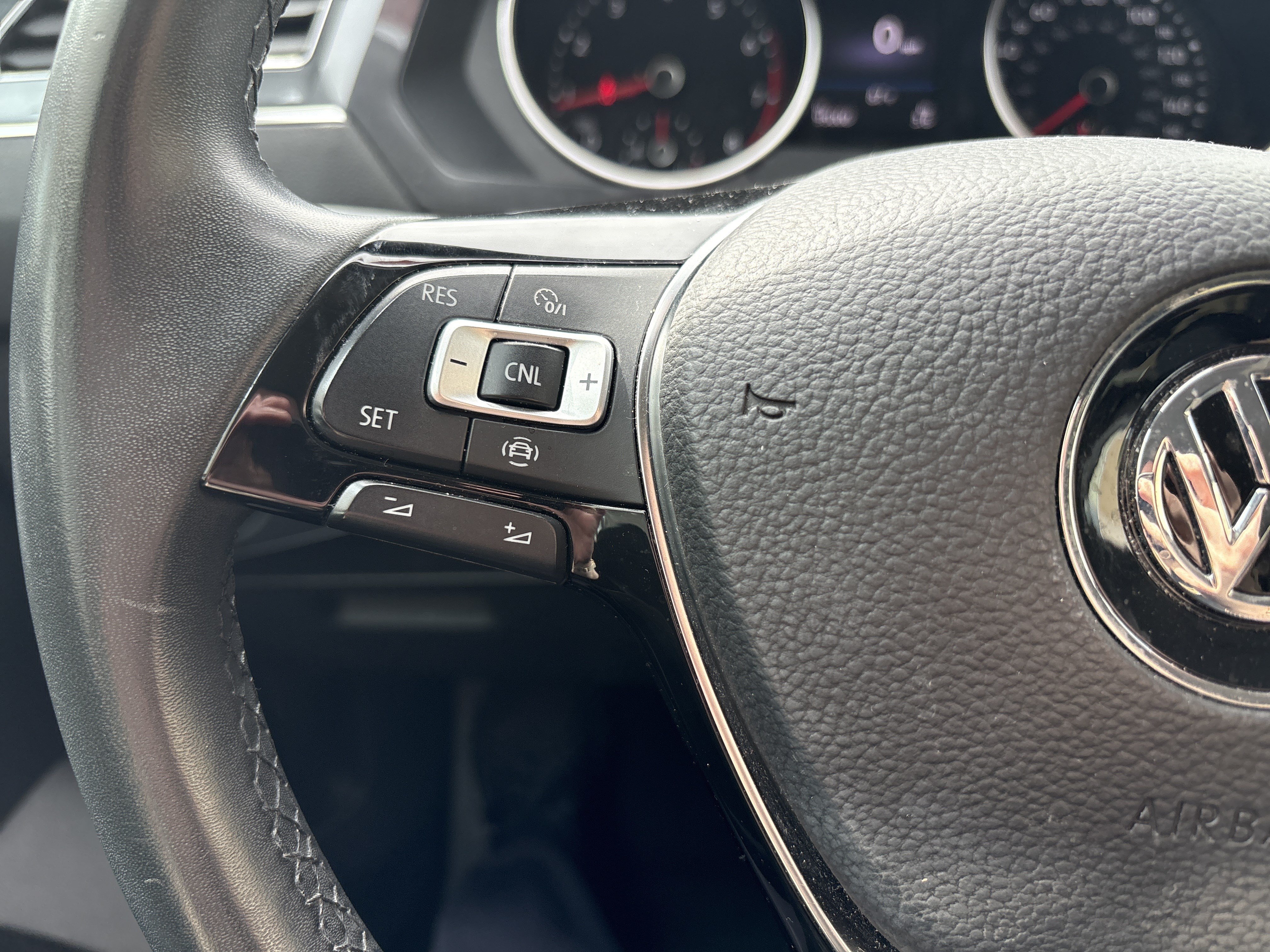 Used 2020 Volkswagen Tiguan S AWD/4WD image 19