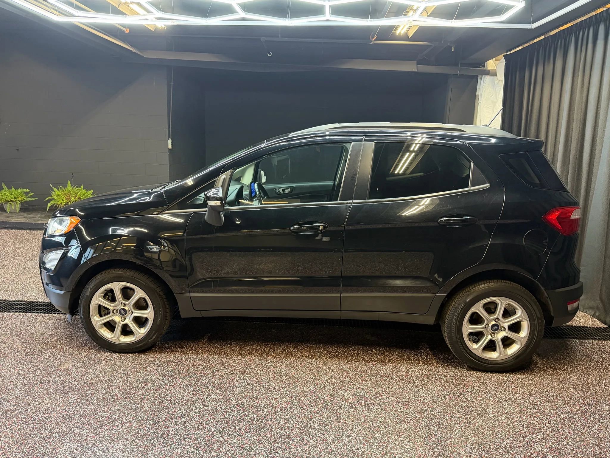 Used 2020 Ford EcoSport SE FWD image 4