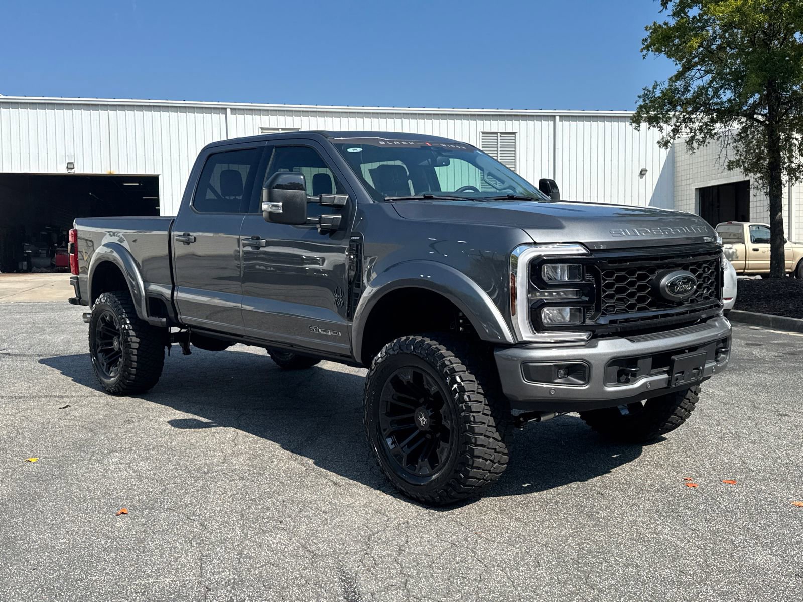 New 2025 Ford F250 Lariat w/ Lariat Ultimate Package image 3