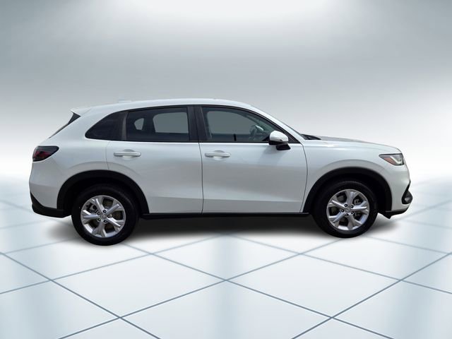 Certified 2023 Honda HR-V LX image 4