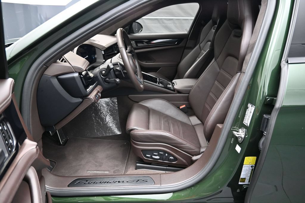Certified 2026 Porsche Panamera GTS AWD/4WD image 5