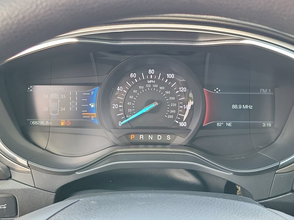 Used 2020 Ford Fusion SE AWD/4WD image 15