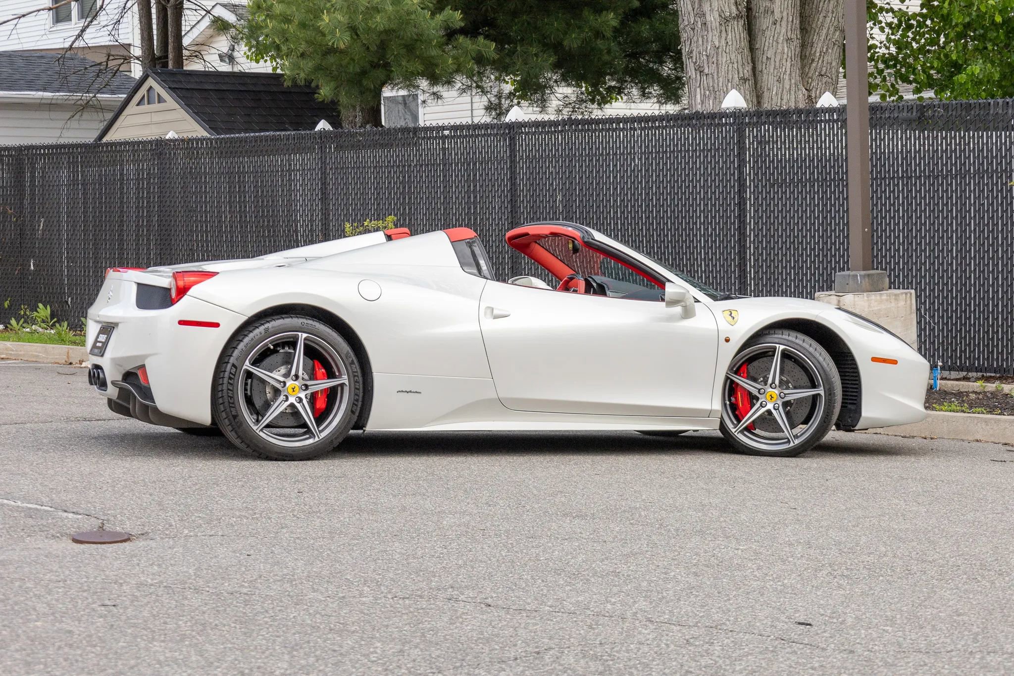 Used 2012 Ferrari 458 Spider RWD image 43
