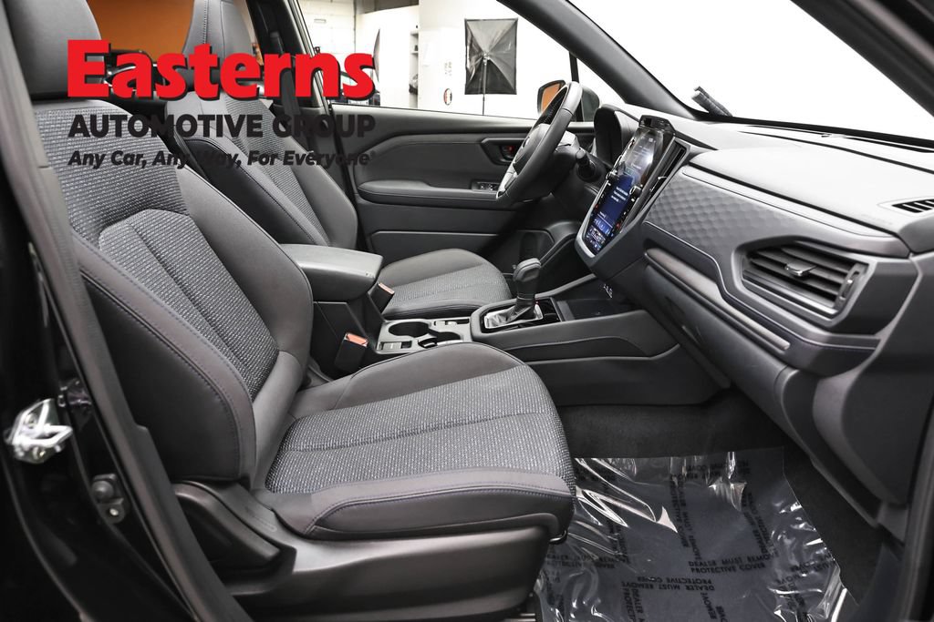 Used 2025 Subaru Forester Premium AWD/4WD image 47