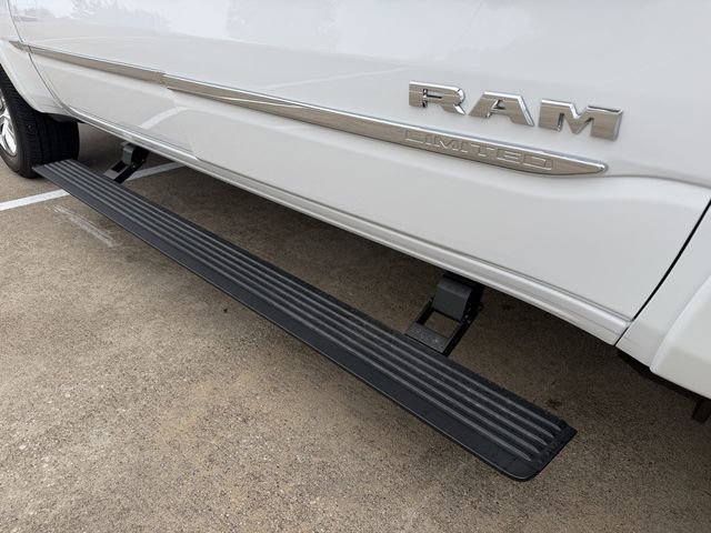 Used 2023 RAM 1500 Limited AWD/4WD image 10