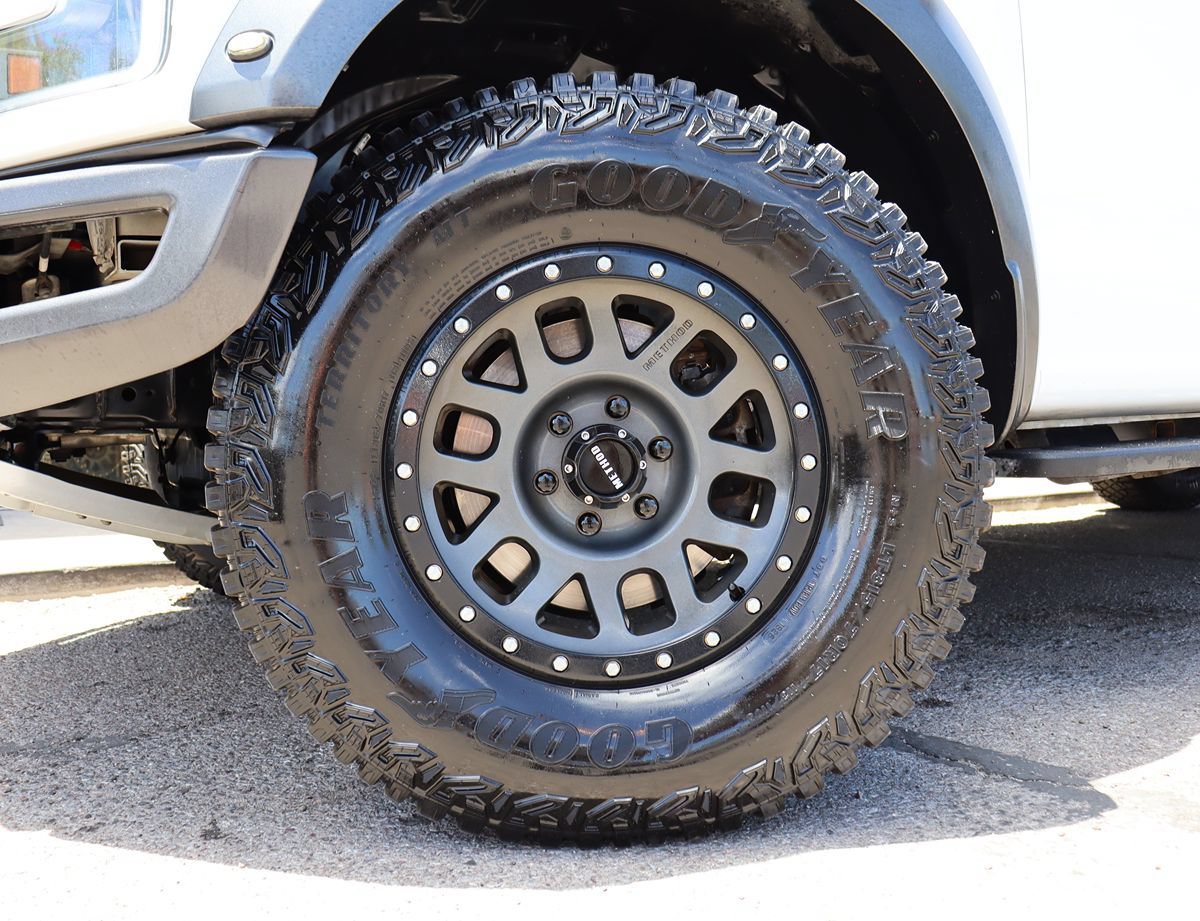 Used 2019 Ford F150 Raptor w/ Equipment Group 802A Luxury AWD/4WD image 5