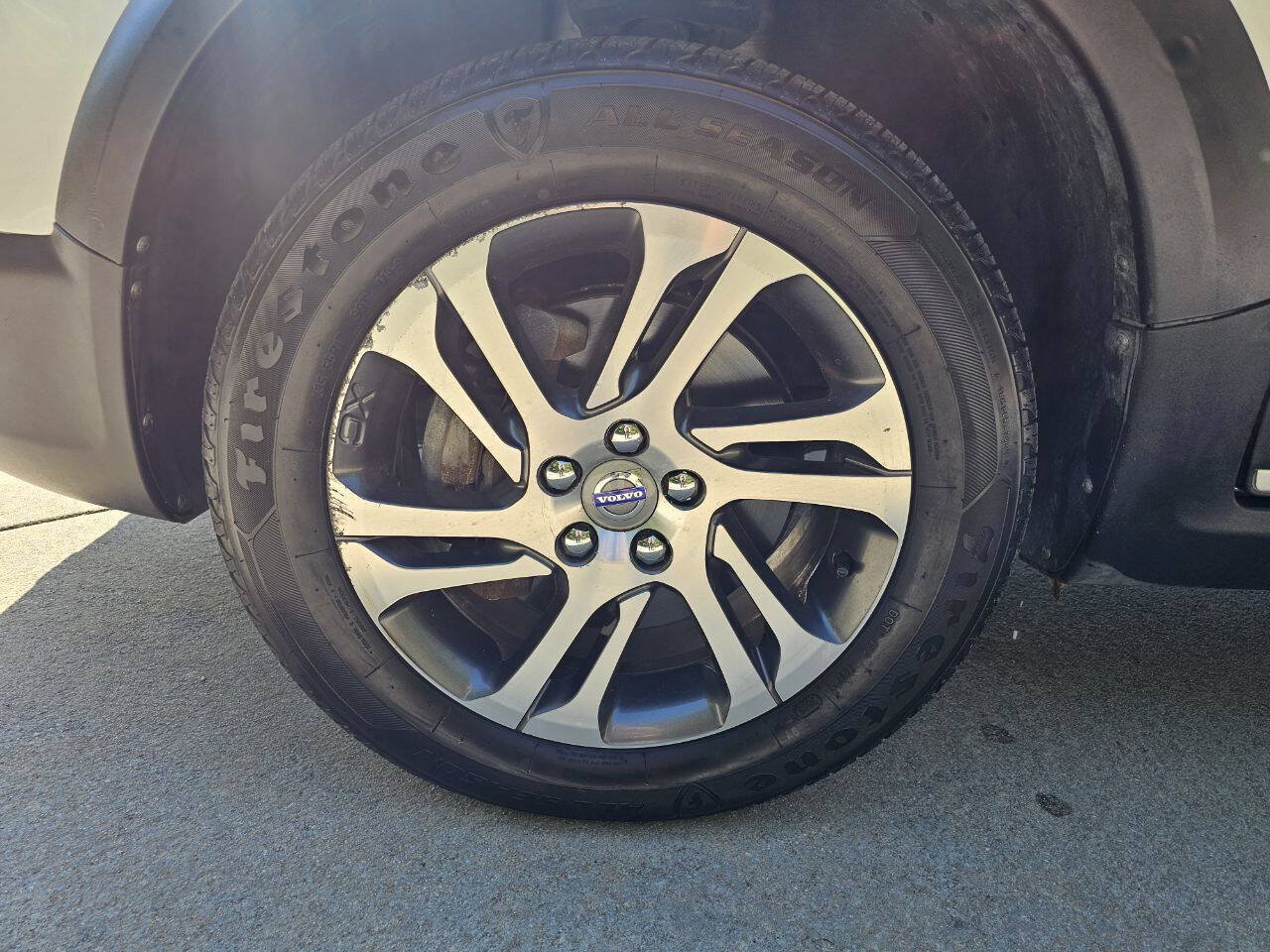 Used 2015 Volvo XC70 T5 Platinum w/ Protection Package FWD image 14