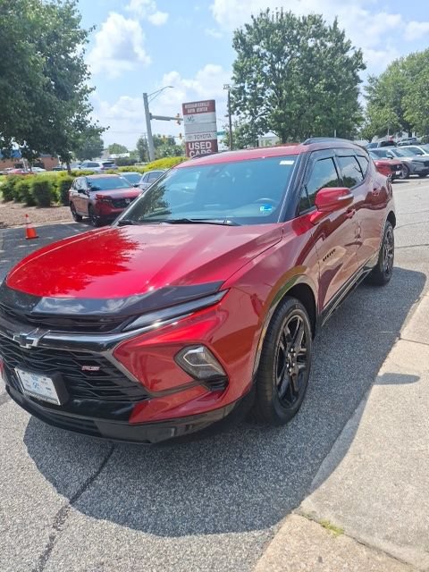 Used 2025 Chevrolet Blazer RS w/ Driver Confidence II Package AWD/4WD image 3