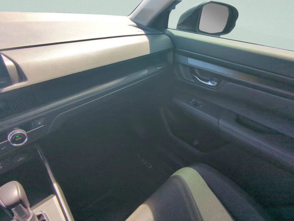 Used 2025 Honda CR-V EX image 17