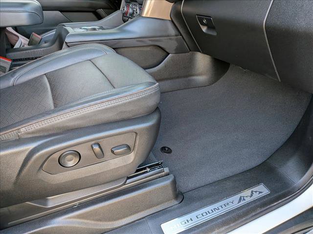 Used 2023 Chevrolet Tahoe High Country AWD/4WD image 16