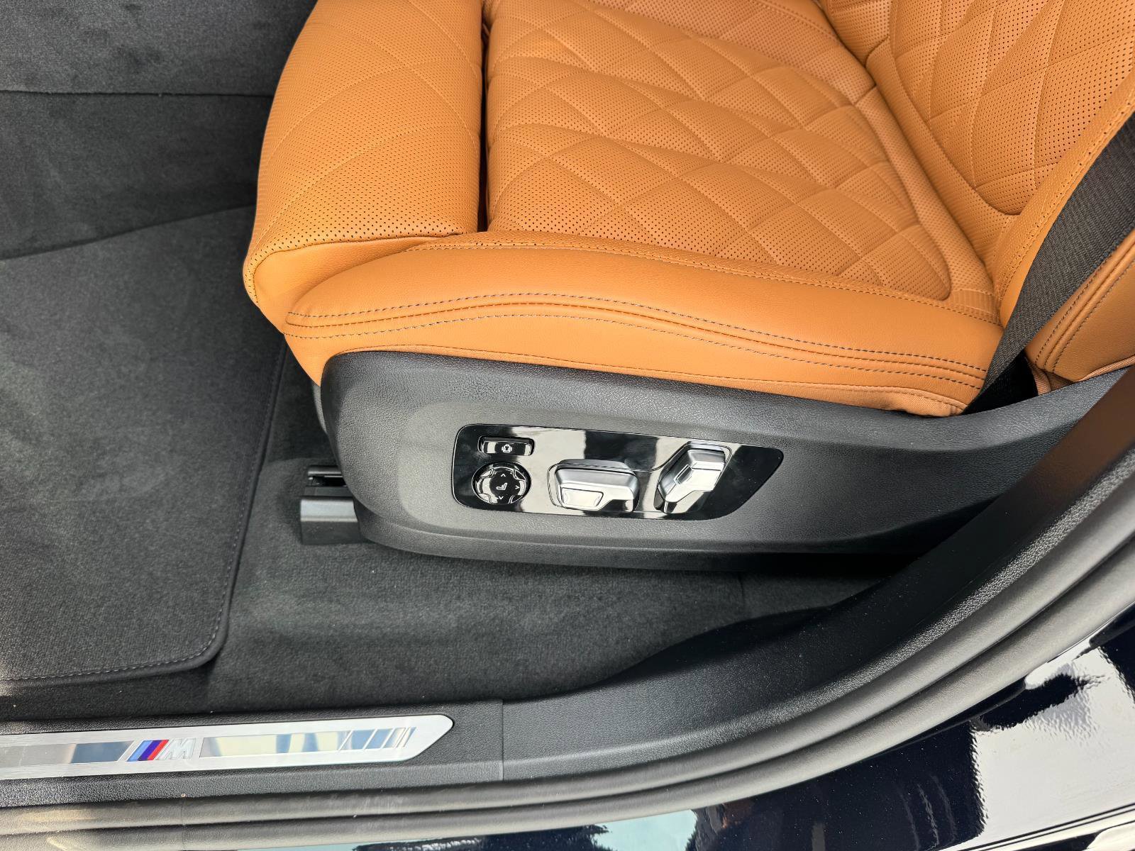 New 2026 BMW X5 sDrive40i image 23