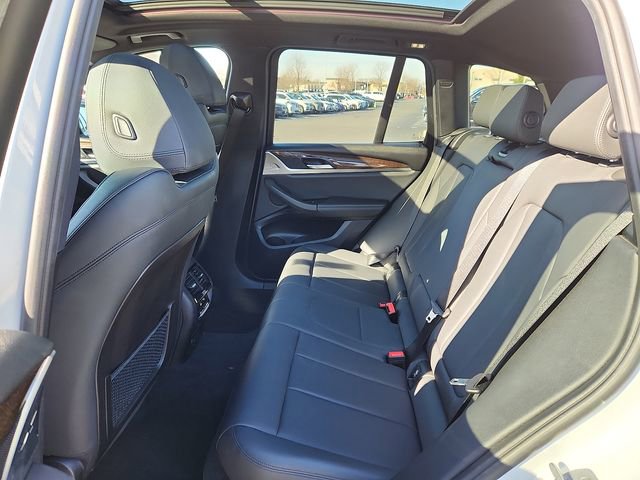 Used 2019 BMW X3 xDrive30i w/ Driving Assistance Package image 10