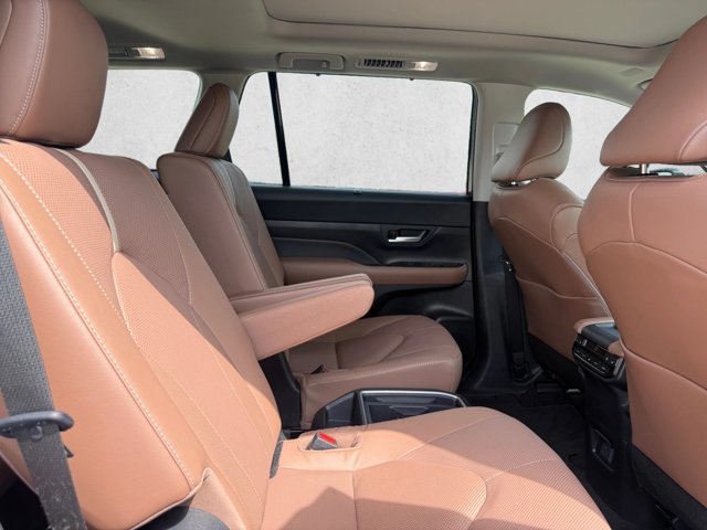 New 2026 Toyota Grand Highlander AWD image 22