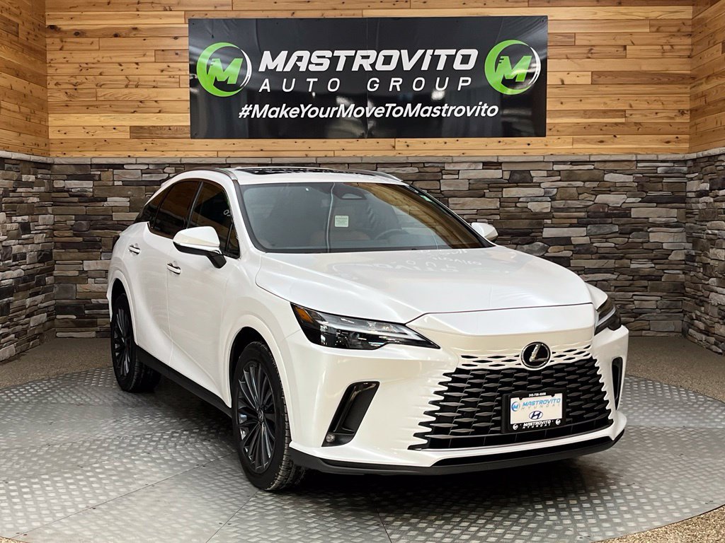 Used 2025 Lexus RX 350 Premium w/ Kick Sensor & Tow Package AWD/4WD image 4