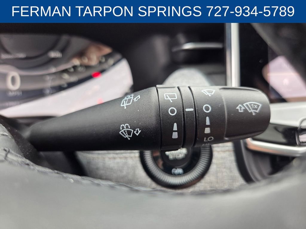 Used 2022 Jeep Compass Latitude w/ Sun and Sound Group AWD/4WD image 34